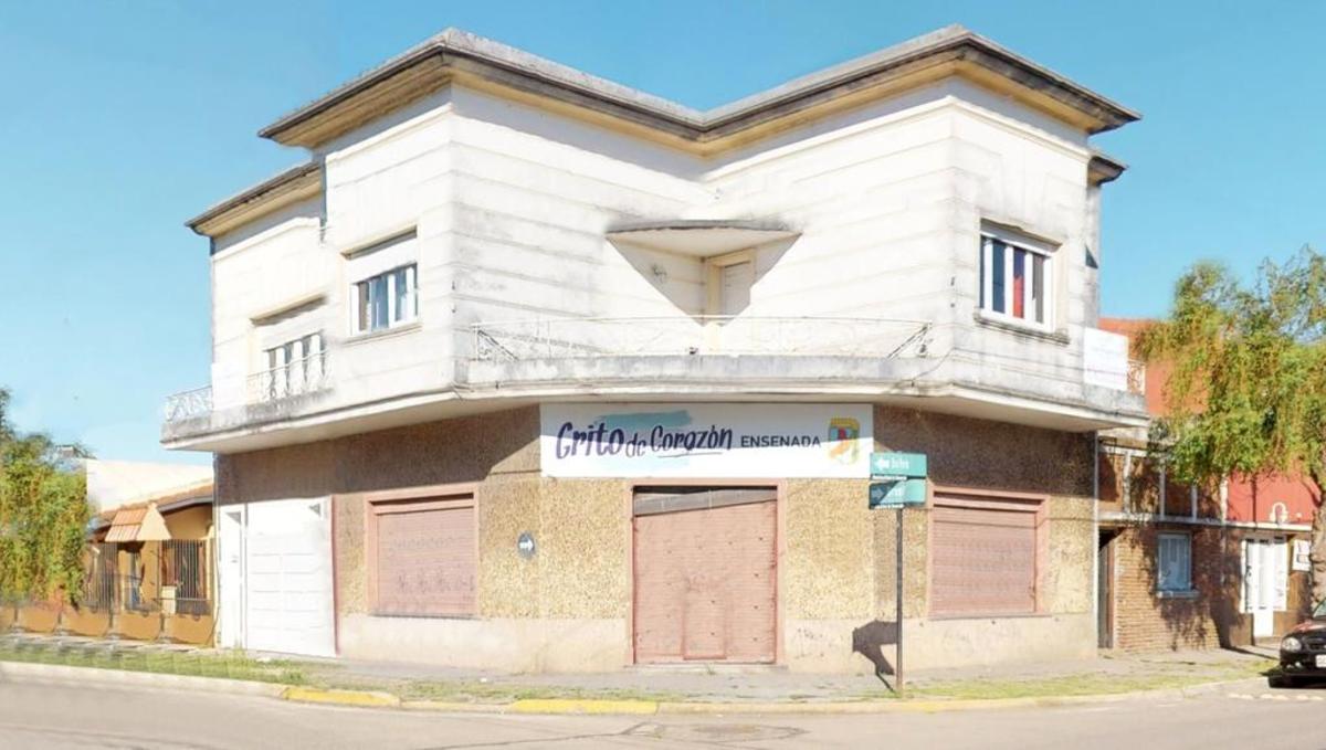 Importante propiedad, casa y local. Venta. Casa, Local. Brasil Nº 494  esquina Eva Perón. Ensenada. | OJAM